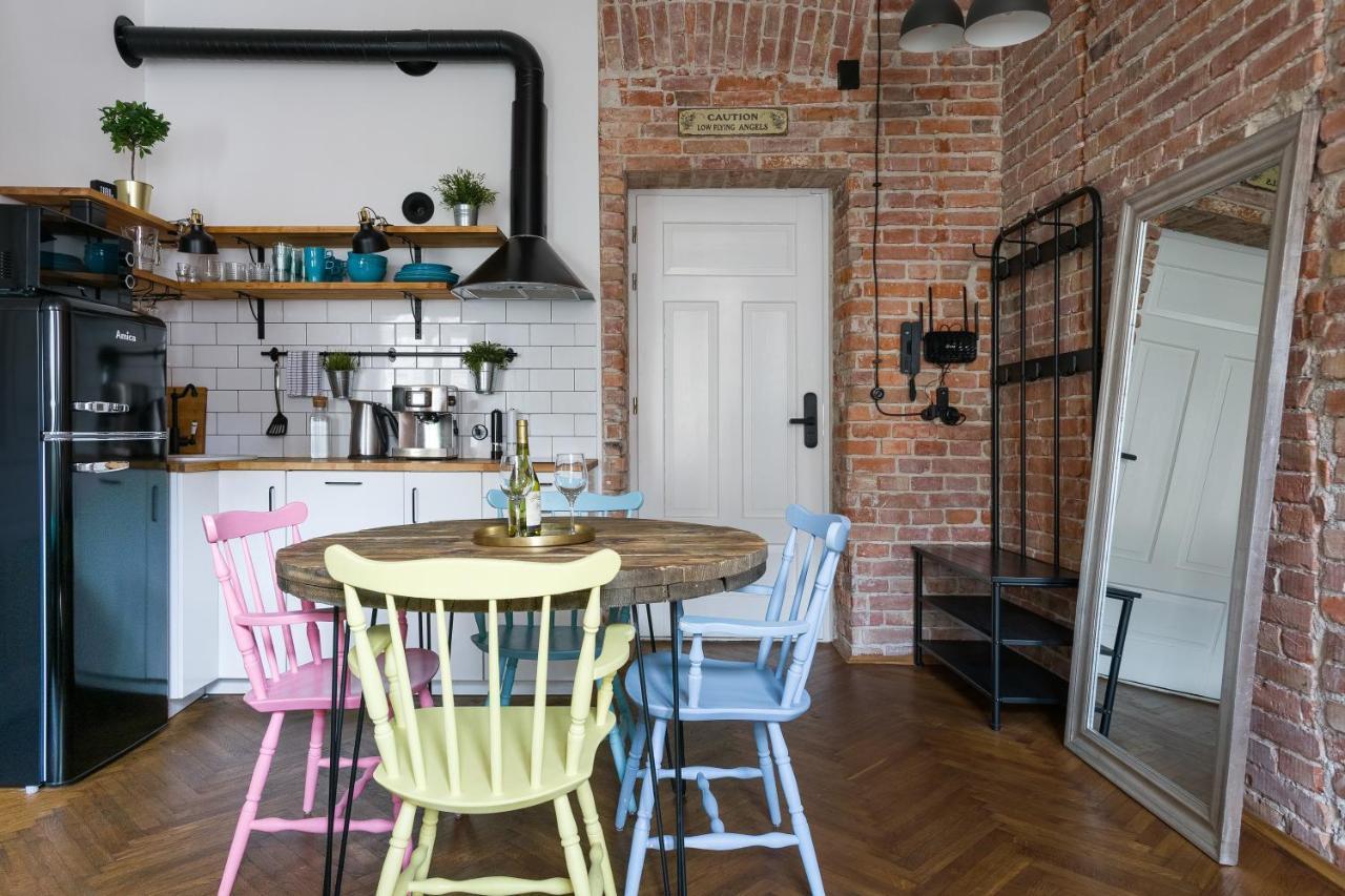 Discover Krakow Apartments - 3 Rakowicka St - Amazing Loft Near Main Station - Netflix 외부 사진