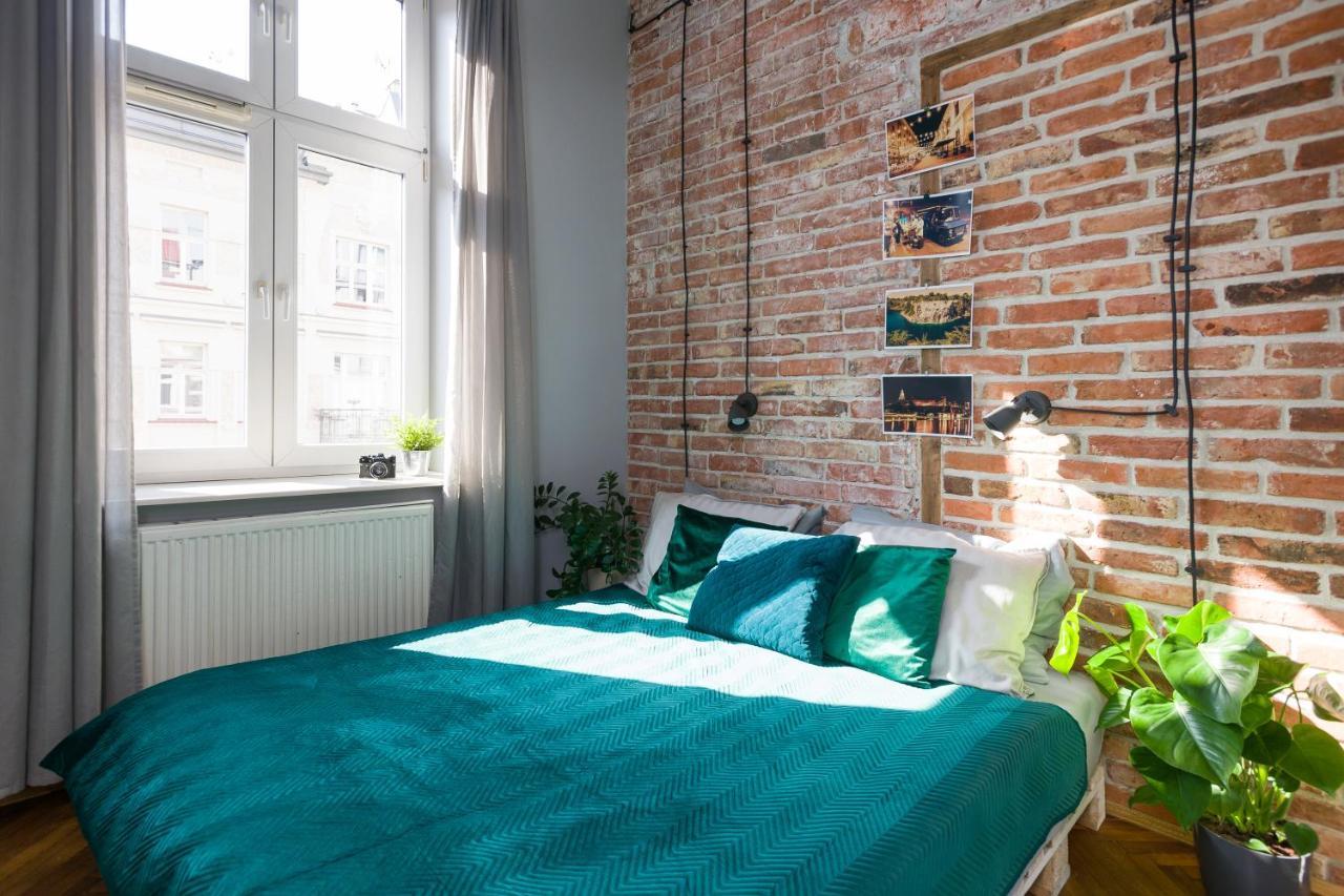 Discover Krakow Apartments - 3 Rakowicka St - Amazing Loft Near Main Station - Netflix 외부 사진