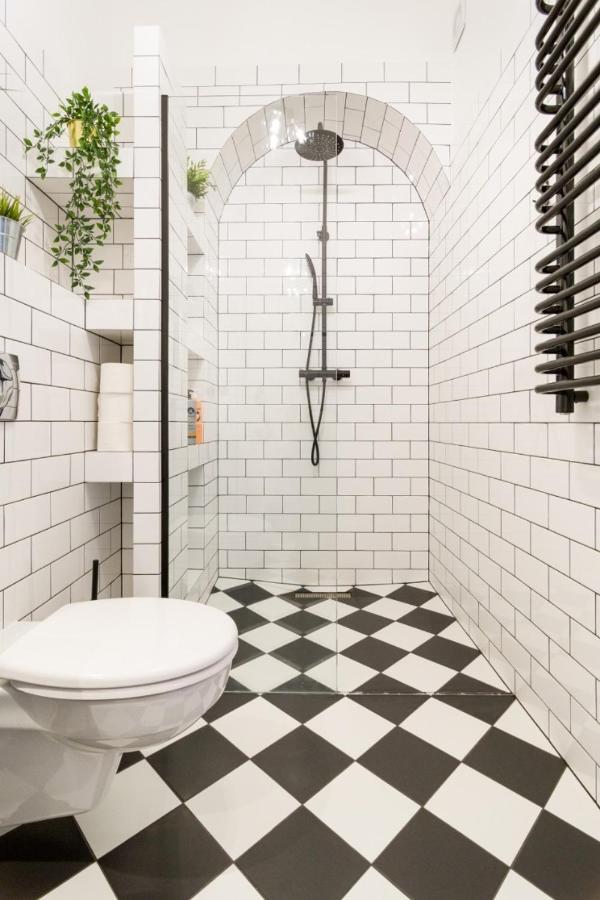 Discover Krakow Apartments - 3 Rakowicka St - Amazing Loft Near Main Station - Netflix 외부 사진